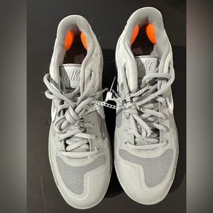 Nike Alpha Huarache Low Elite 2baseball cleats.New with out tags or box. Size 7